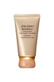 Shiseido Crema antirid  Benefiance regenerativa pentru gat si decolteu, 50 ml Femei