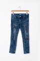 GUESS JEANS Blugi super skinny cu aspect deteriorat si aplicatii de strasuri Fete