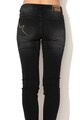 DESIGUAL Olimpia skinny fit farmernadrág hímzett részletekkel női