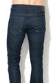 Wrangler Larston slim fit lefelé szűkülő farmernadrág férfi