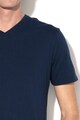 GAP Tricou cu decolteu in V Barbati