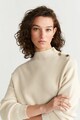 Mango Westend bordázott pulóver gombos rögzítéssel a vállrészen női