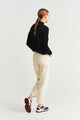 Mango Westend bordázott pulóver gombos rögzítéssel a vállrészen női