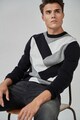 NEXT Kerek nyakú pulóver colorblock dizájnnal férfi