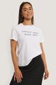 NA-KD Tricou de bumbac organic cu imprimeu text Femei