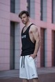 uFIT Logós trikó sportos kialakítású hátrésszel férfi