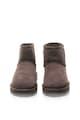 UGG Ghete slip-on rezistente la apa din piele intoarsa Classic Mini II Femei