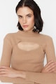 Trendyol Bodycon fazonú pulóverruha kivágással az elején női