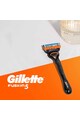 Gillette Комплект  Fusion5: Самобръсначка + гел за бръснене Fusion Ultra Sensitive, 200 мл Мъже
