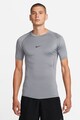 Nike Tricou slim fit cu tehnologie Dri-FIT pentru antrenament Barbati