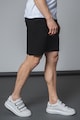 Karl Lagerfeld Pamuttartalmú rövidnadrág logós részlettel férfi