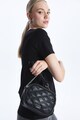 LC WAIKIKI Keresztpántos műbőr táska steppelt dizájnnal női